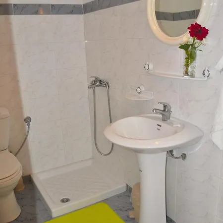 With Pool And Sea View - Apartment