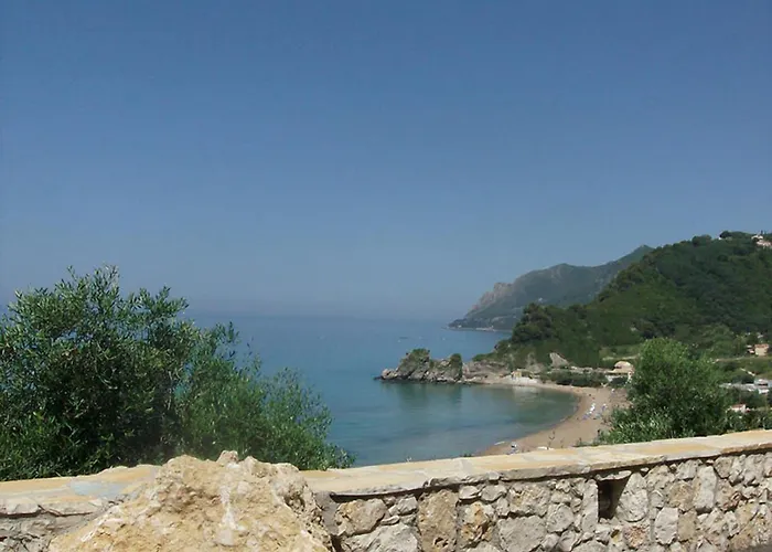 Appartement With Pool And Sea View - *